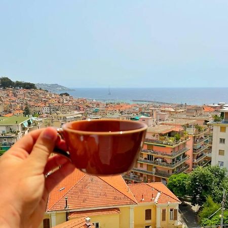 Suite Deamicis - Vista Mare E Relax Sanremo Bagian luar foto