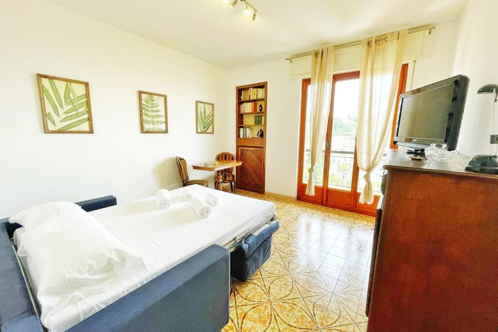 Suite Deamicis - Vista Mare E Relax Sanremo Bagian luar foto
